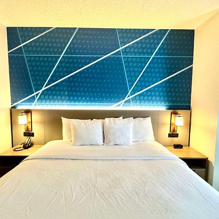 Comfort Suites East Brunswick - South River Dış mekan fotoğraf