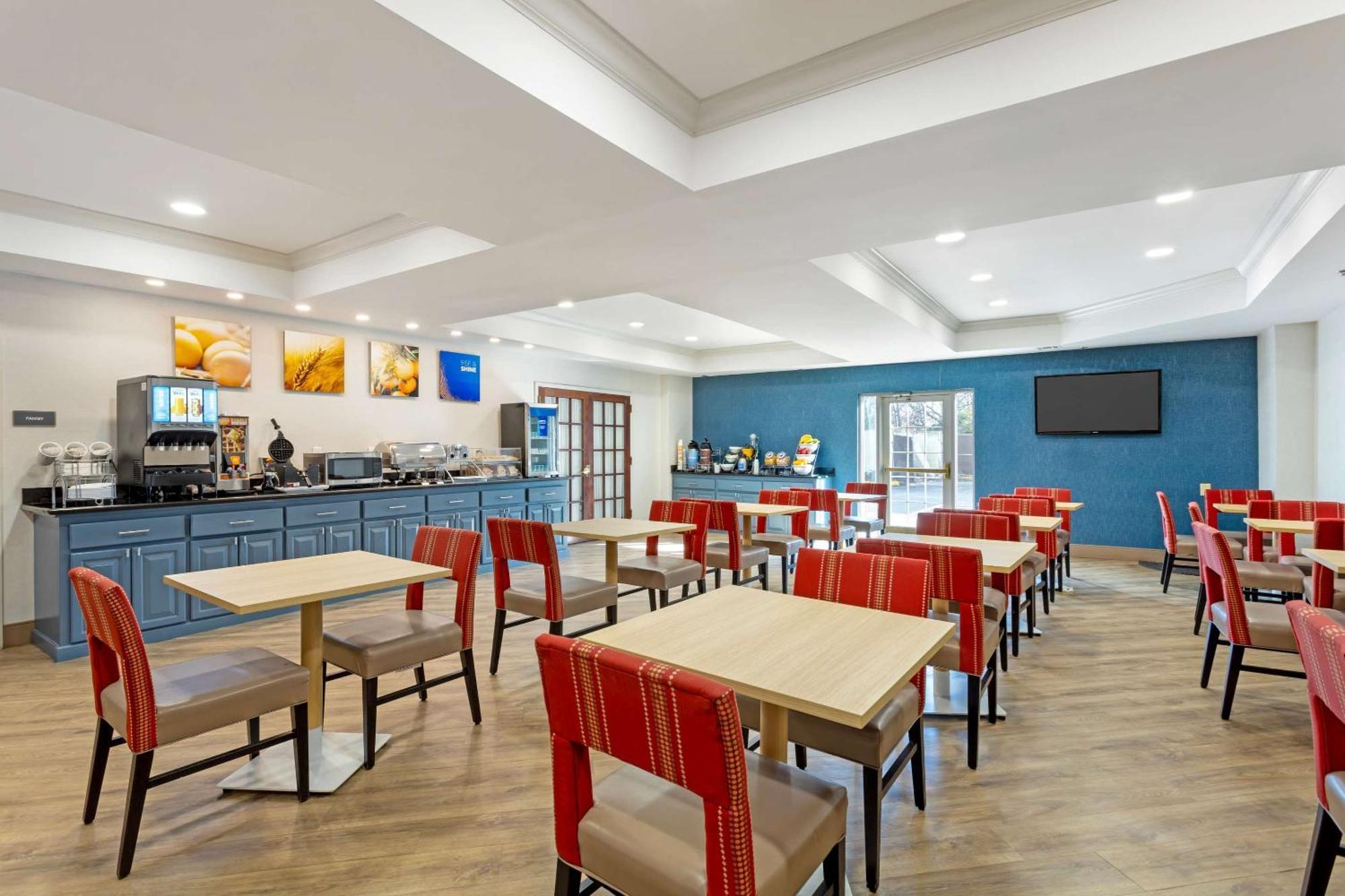 Comfort Suites East Brunswick - South River Dış mekan fotoğraf