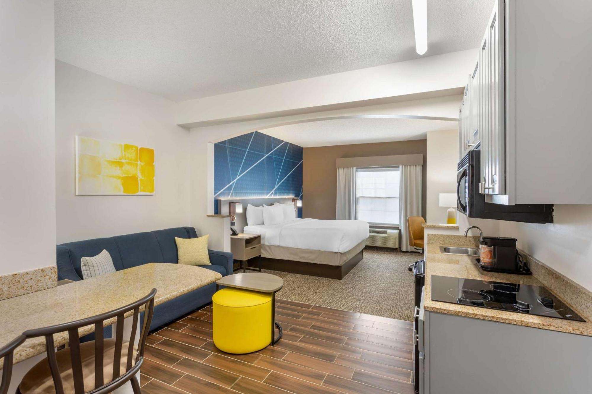 Comfort Suites East Brunswick - South River Dış mekan fotoğraf