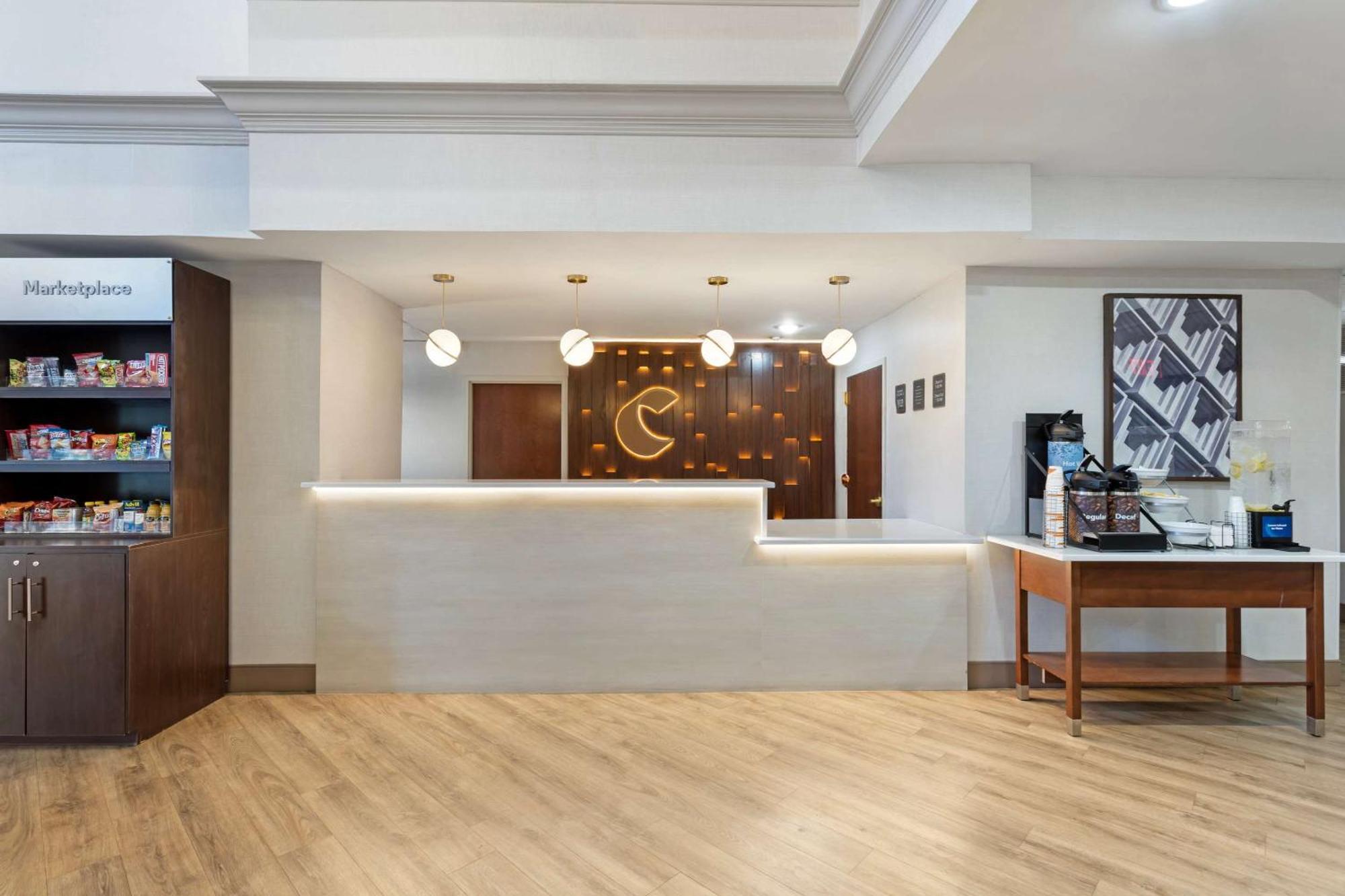Comfort Suites East Brunswick - South River Dış mekan fotoğraf