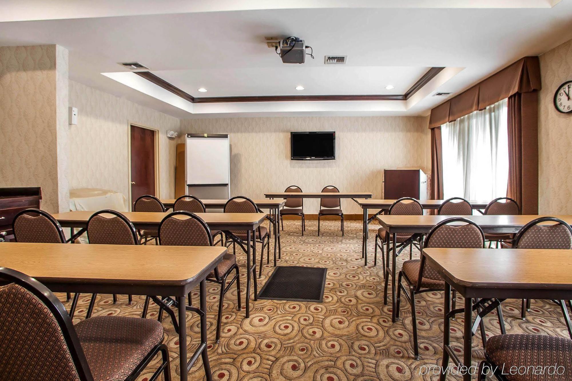 Comfort Suites East Brunswick - South River Dış mekan fotoğraf